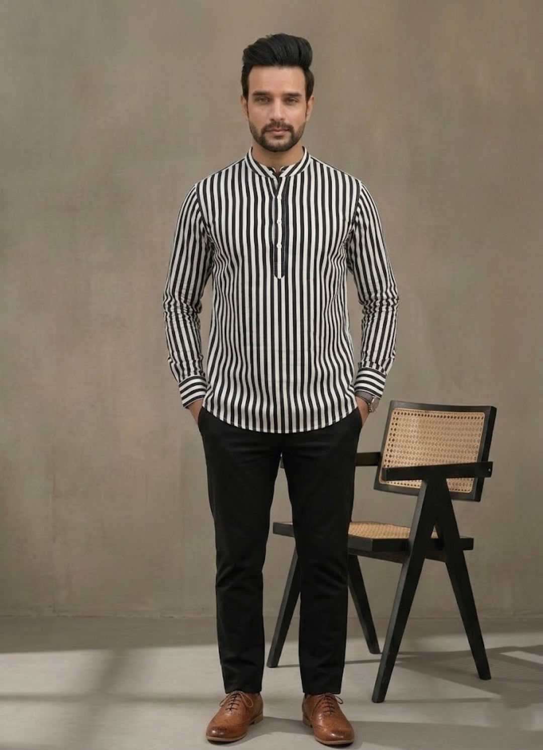 Men Cold-Shoulder Sleeves Thread Work Handloom Kurta