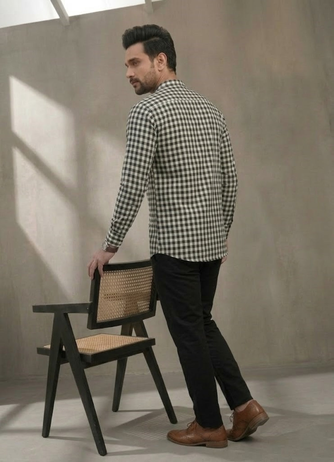 Men Checked Thread Work Pathani Kurta