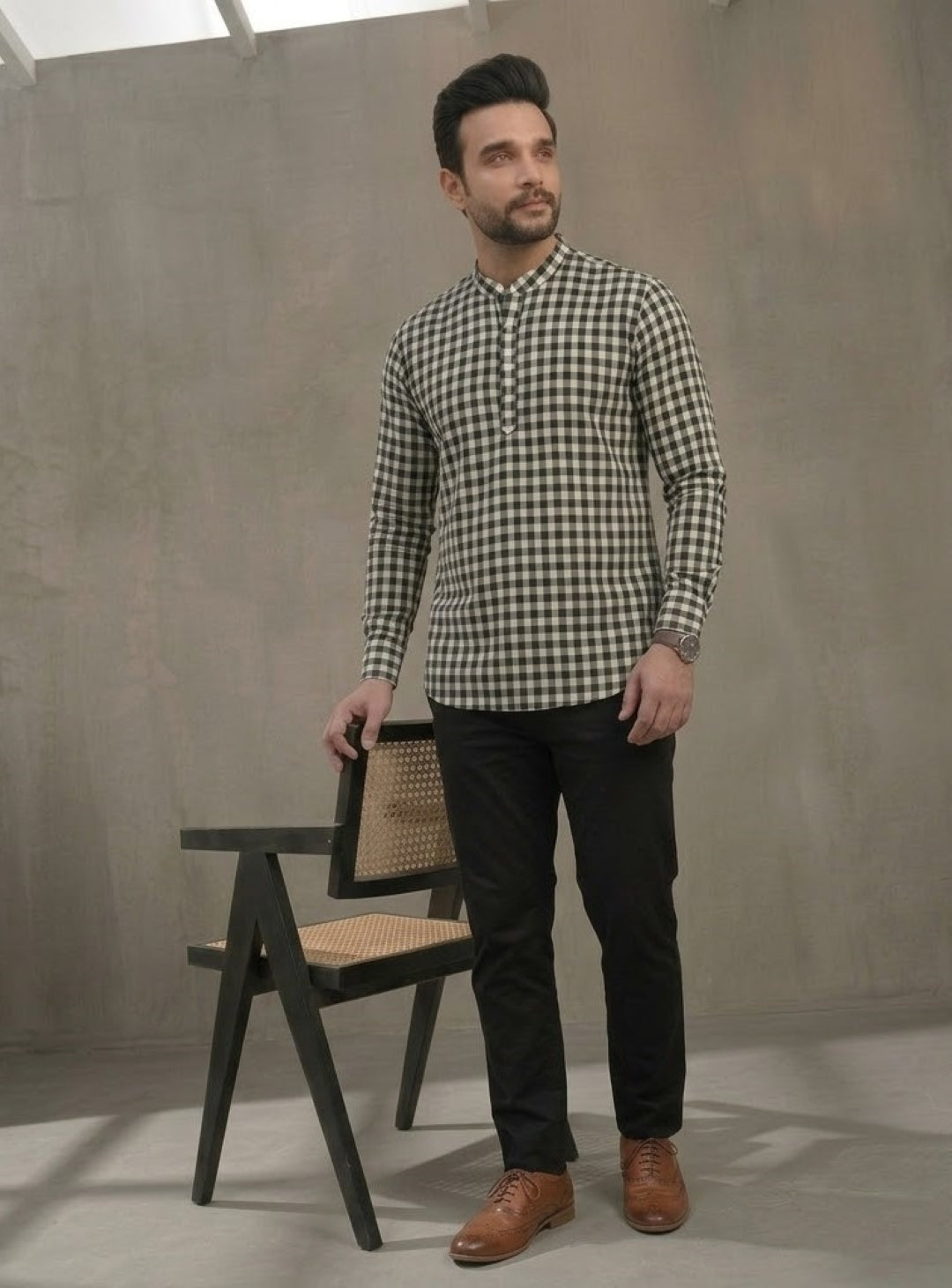 Men Checked Thread Work Pathani Kurta