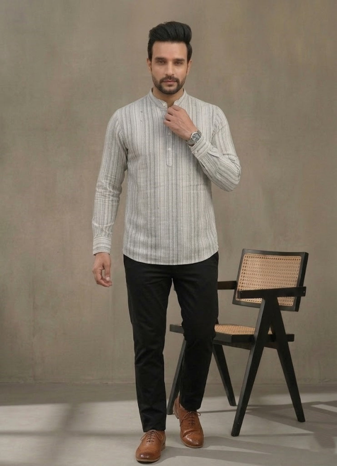 Men Checked Thread Work Handloom Pathani Kurta