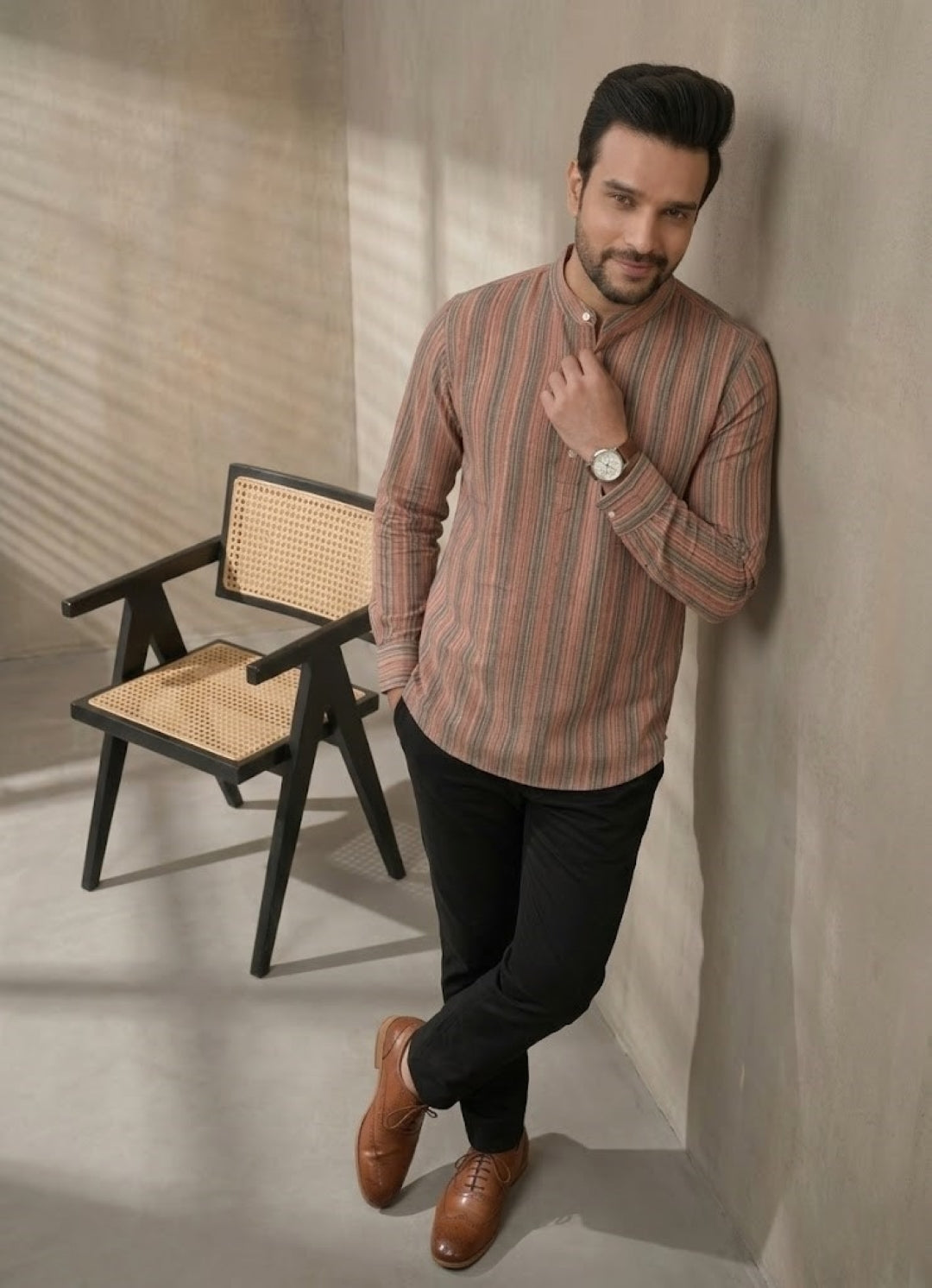 Men Checked Mirror Work Handloom Kurta
