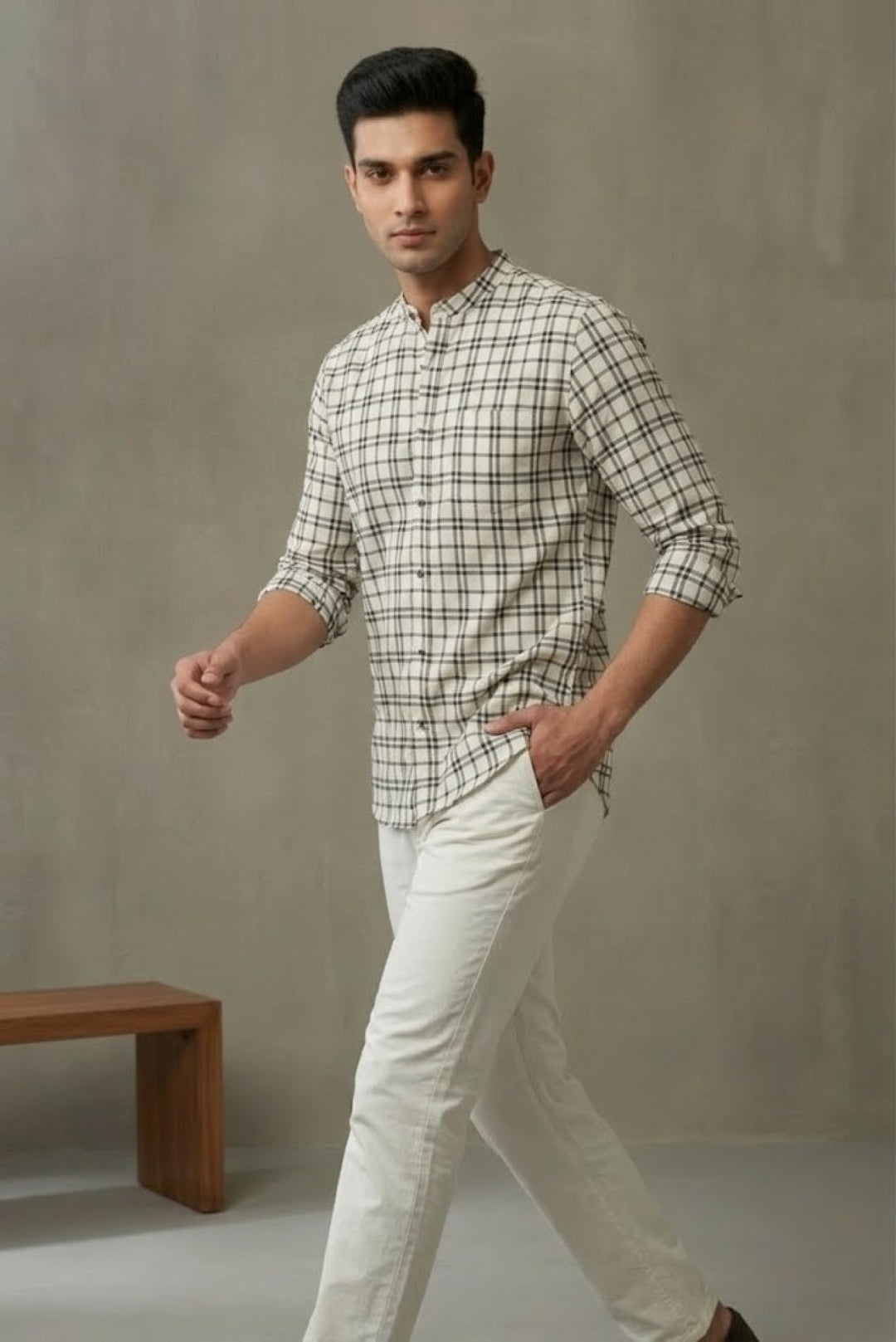 Men White Line Kurta