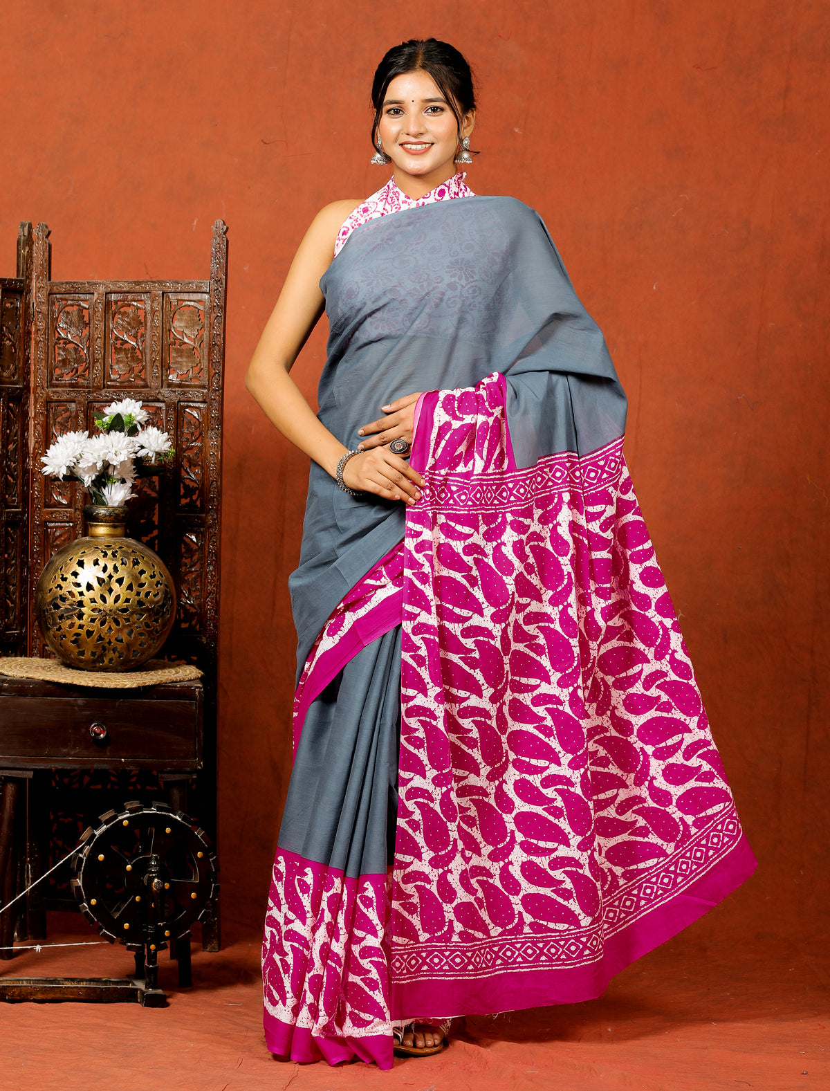 Bagru Block Print Cotton mulmul Sarees With Running Blouse Grey And Pink HS-5009