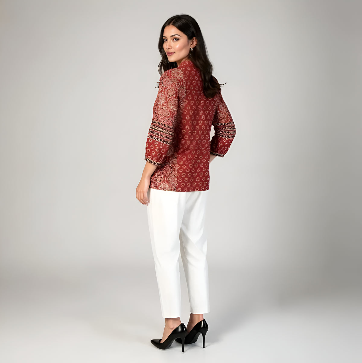 WOMEN FLORAL TOP MAROON