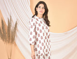 Women white pink printed Top T-09