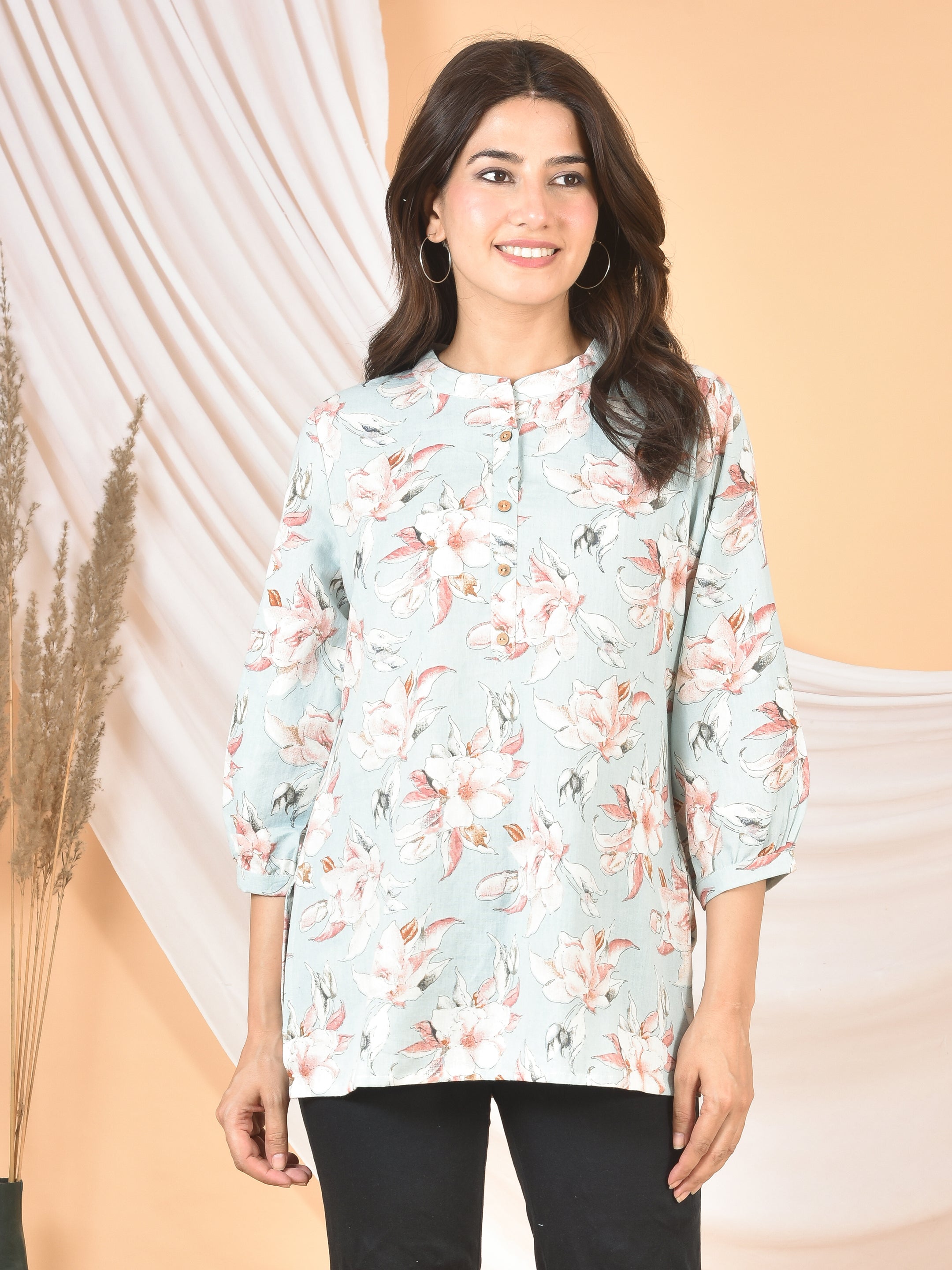Women Light Pink Top T-10