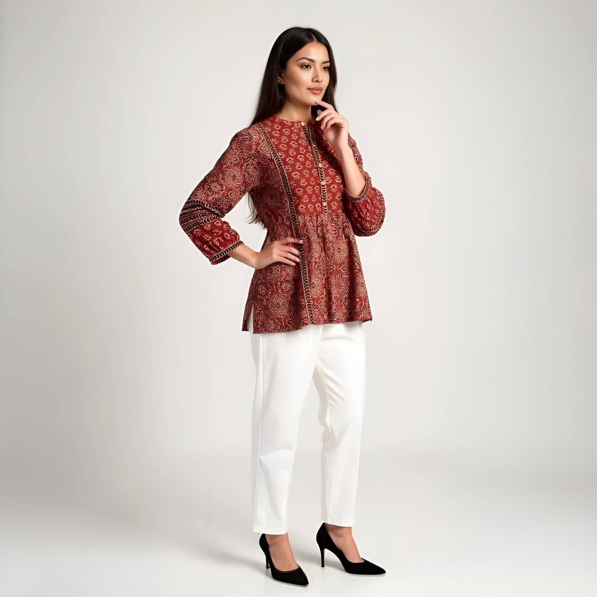 WOMEN FLORAL TOP MAROON