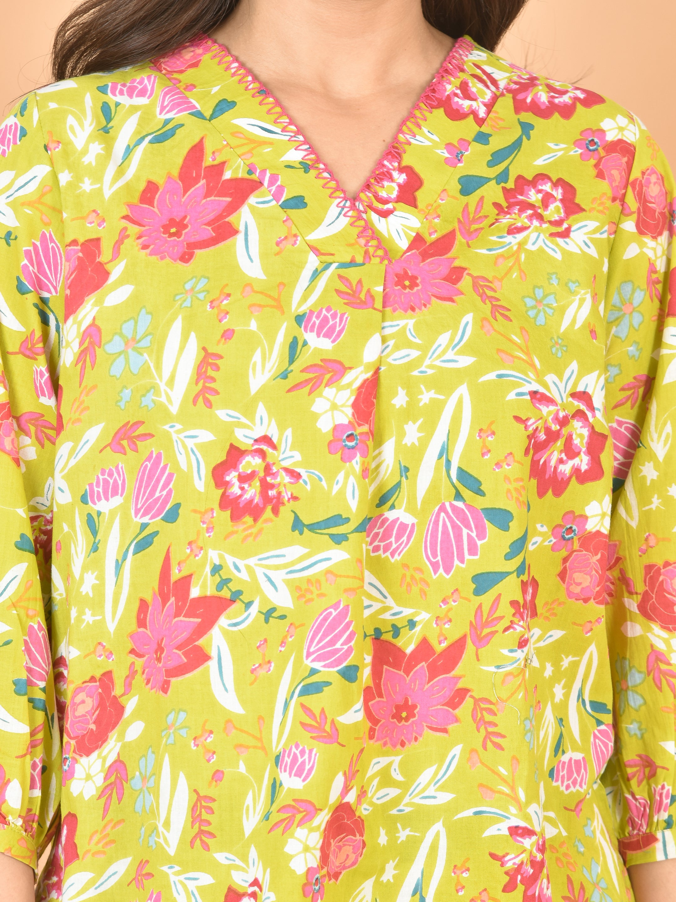 Women Olive Green Printed Top T-13